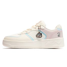 Women's Lightweight Non-Slip Lace-Up Running Shoes, White Casual Shoes with Soft-Soled Cushion for Daily Wear and Sports Activities